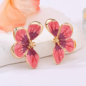 A Pair Of Butterfly-shaped Earrings, A Perfect Everyday Accessory Gift For Women, An Exquisite Piece Of Jewelry
