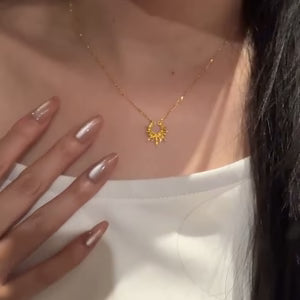 Exquisite Clavicle Necklaces Bring A Touch Of Luxury At An Affordable Price